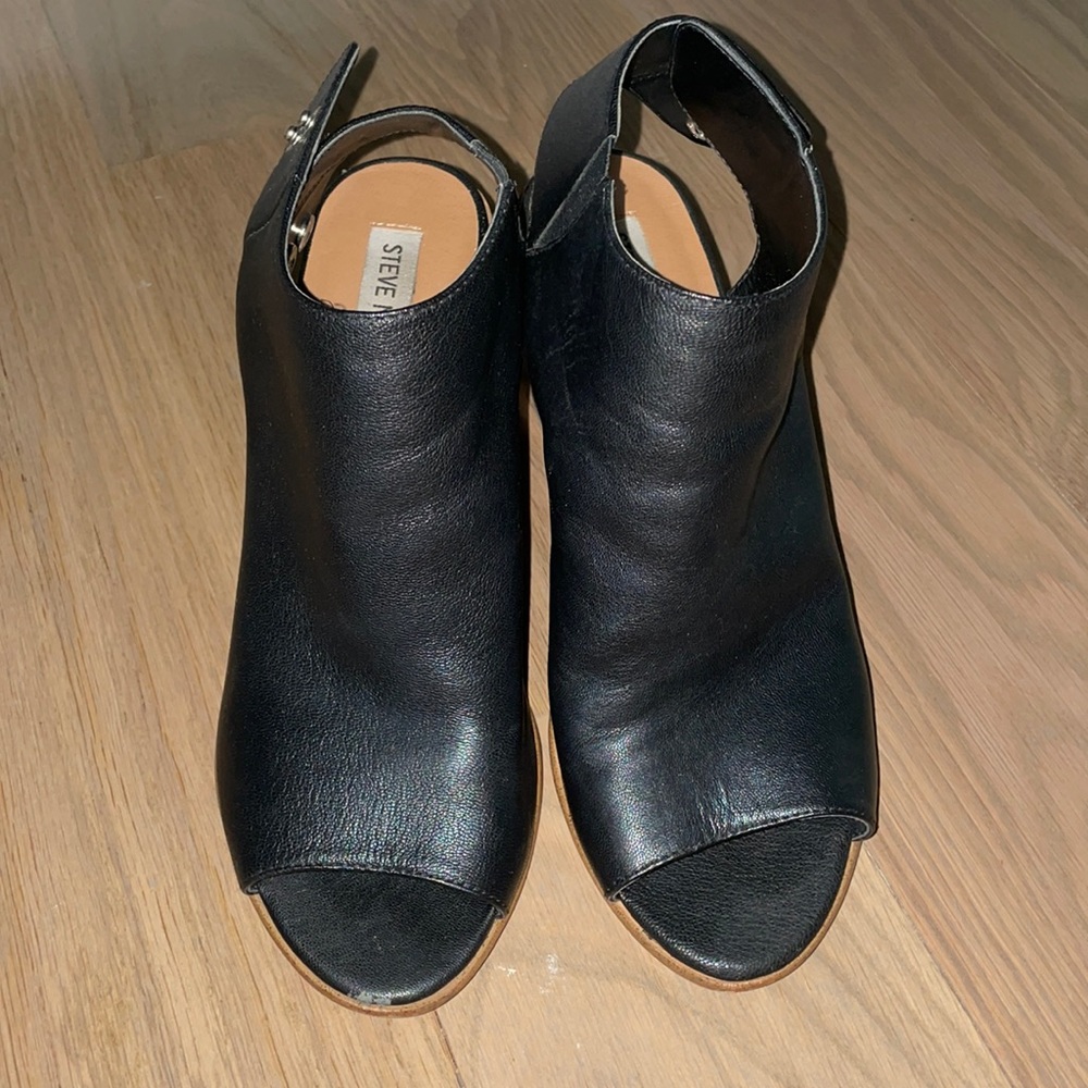 Black Steve Madden nonstp shoes sandals size 9